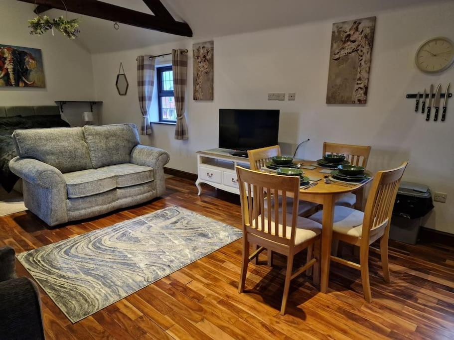 Joiners Arms - Studio Apartments سوق درايتون المظهر الخارجي الصورة