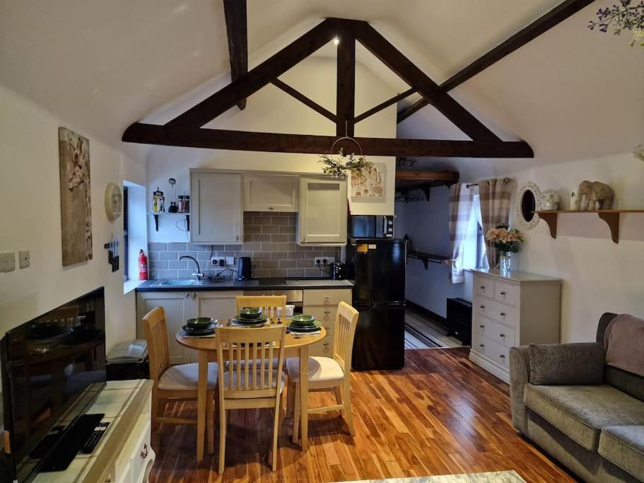 Joiners Arms - Studio Apartments سوق درايتون المظهر الخارجي الصورة